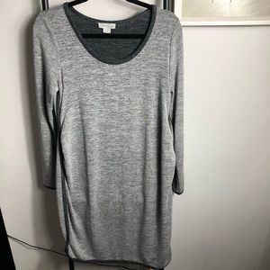 Summer & Sage Maternity Dress Gray long sleeve